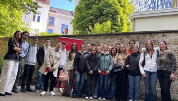 Visita de un grupo del Colegio Salesianos de Sarriguren